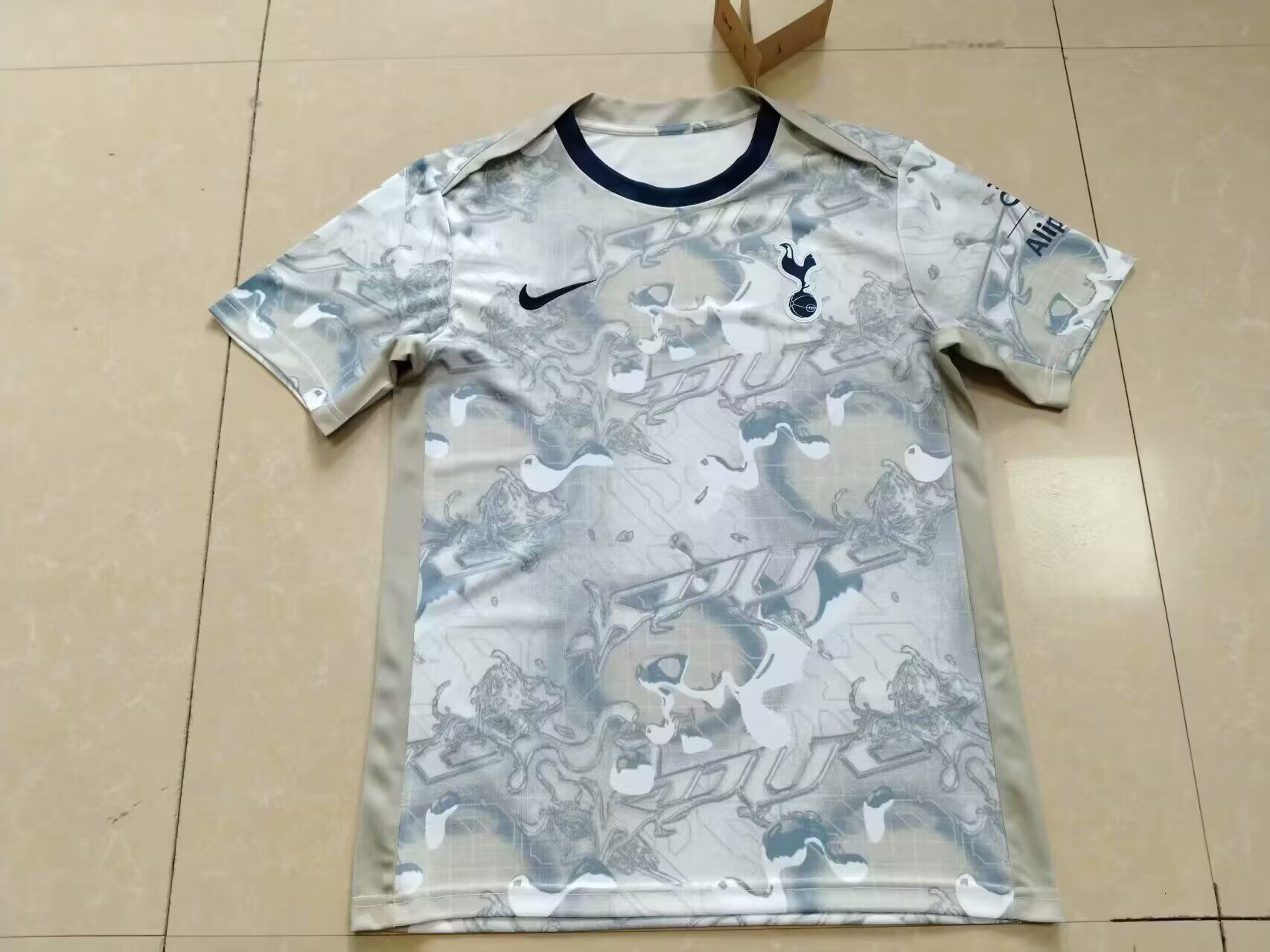 AAA Quality Tottenham 25/26 Training Grey Soccer Jersey
